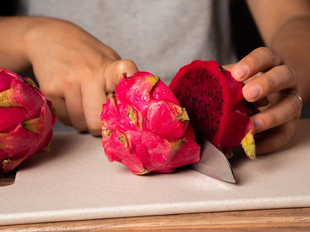 Dragon Fruit Health Benefits: Why You Should Add Dragon Fruit to Your Diet 2 Dragon Fruit Health Benefits